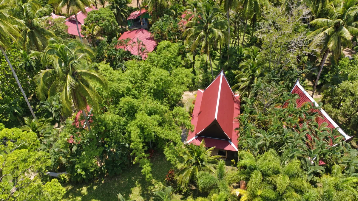 Garten der Lake View Bungalows